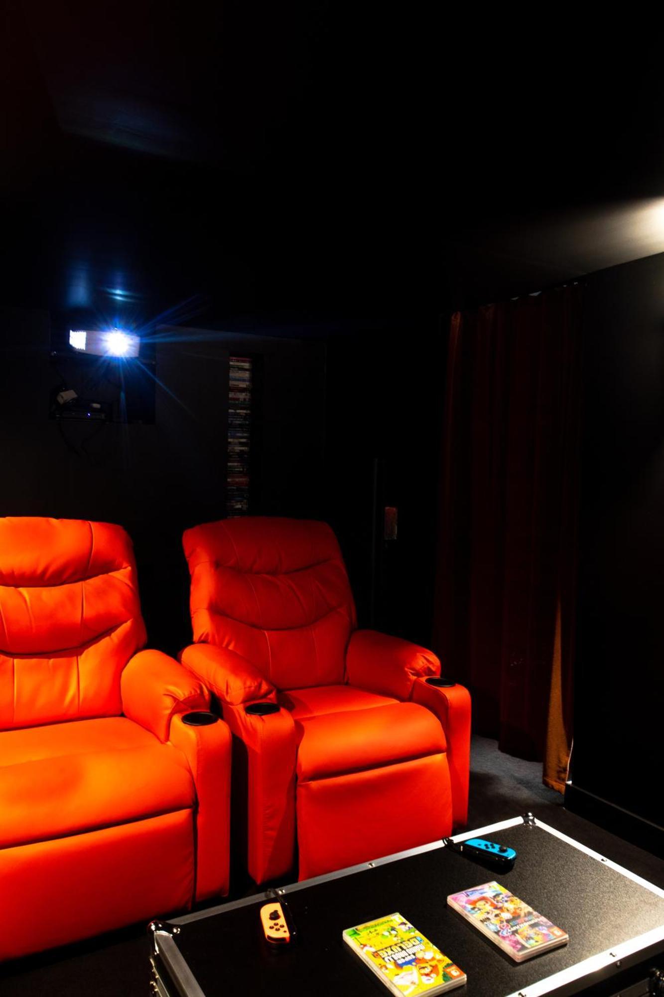 La Suite Spa & Cinema Saint-Lambert-du-Lattay Exterior photo
